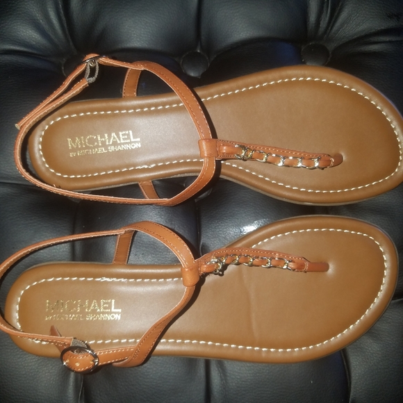 🎉Sale $20 Tan Thong Sandals - Picture 5 of 6